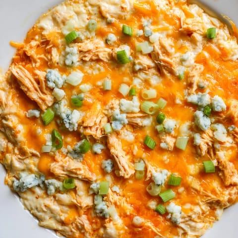Buffalo Chicken Cheesy Dip